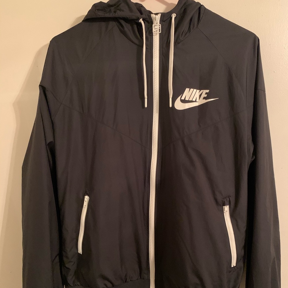 Nike windbreaker